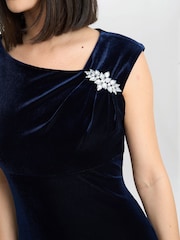 Gina Bacconi – Justine – ärmelloses Samtkleid mit Borte, Blau - Bild 4 von 5