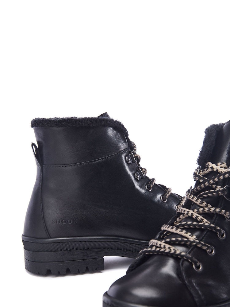 Moda in Pelle Onella Lace-Up Stitch Detail Leather Boots - Image 4 of 4