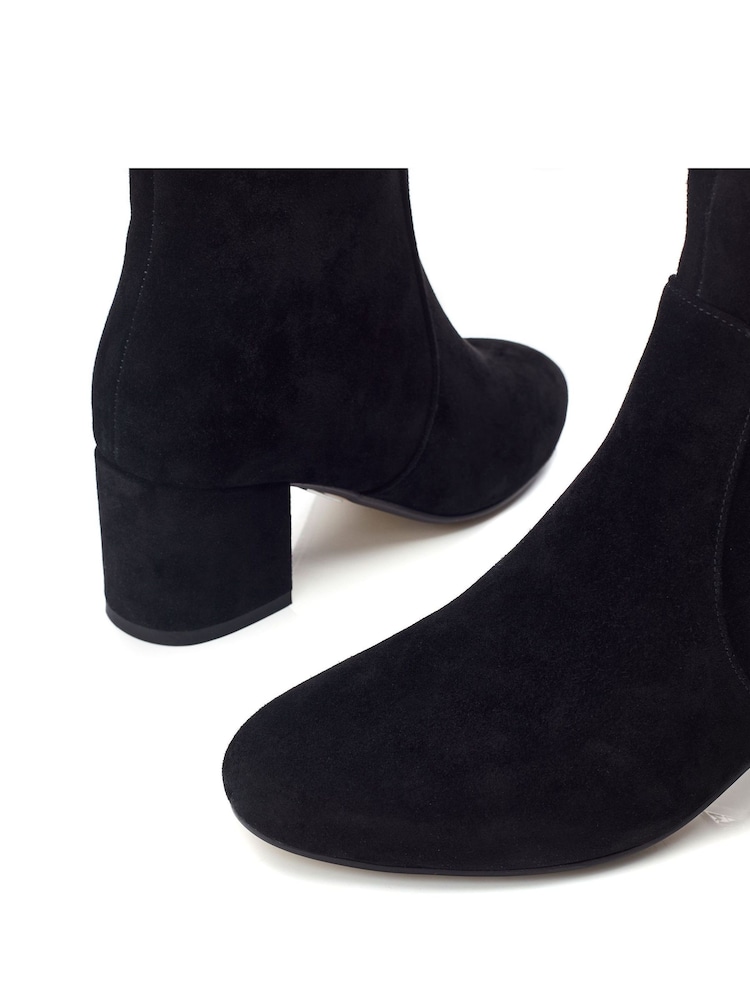 črna - Moda in Pelle škornji z nizko široko peto Otto - Slika 4 iz 4 črna - Moda in Pelle škornji z nizko široko peto Otto - Slika 4 iz 4