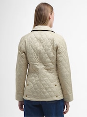 Barbour Cream Beadnell Quilt Jacket - Image 2 of 5