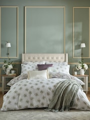 Laura Ashley 100% Cotton Linlithgow Duvet Cover and Pillowcase Set - Изображение 2 из 8