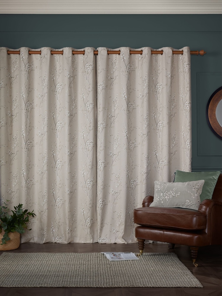 Laura Ashley – Ösenvorhänge mit Weidenkätzchen aus 100 % Baumwolle - Bild 2 von 5 Laura Ashley – Ösenvorhänge mit Weidenkätzchen aus 100 % Baumwolle - Bild 2 von 5