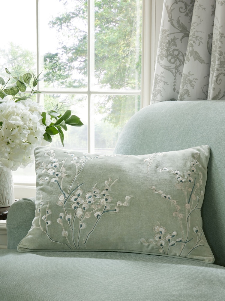 Подушка из 100% хлопка с вышивкой Laura Ashley - Изображение 1 из 4