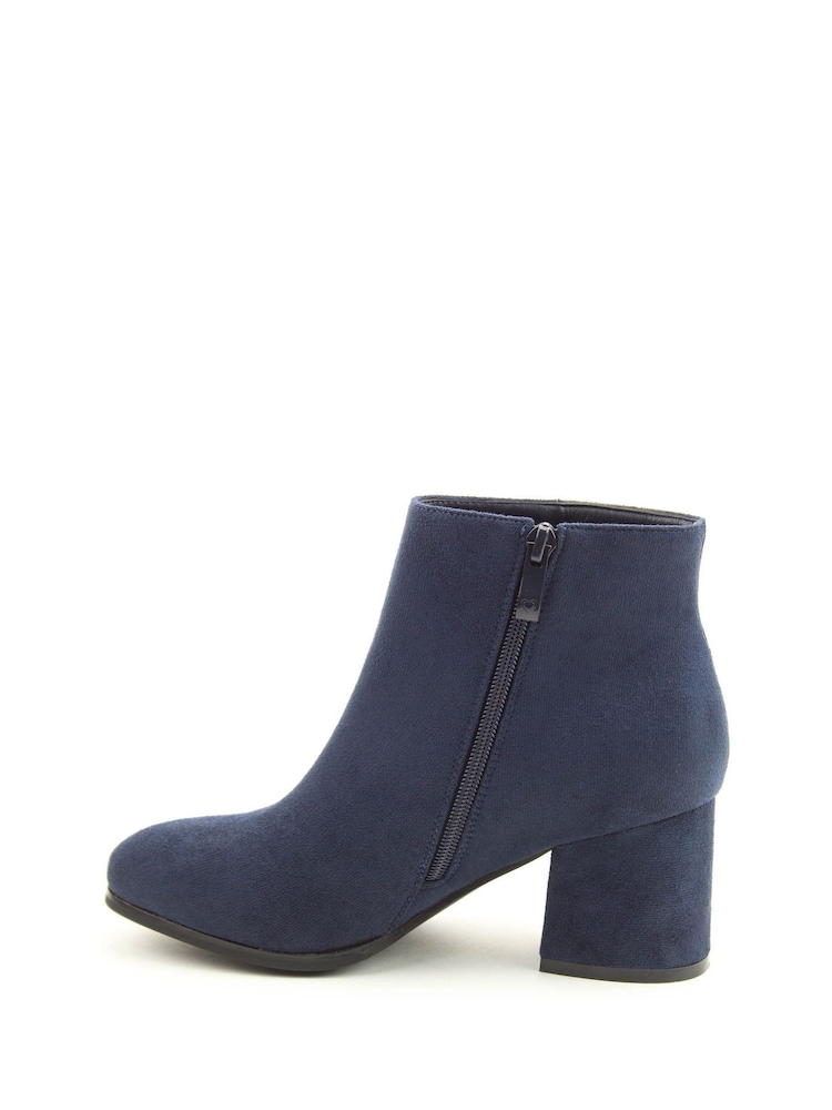 Heavenly Feet Constance Ankle Boots - Image 2 of 5 Heavenly Feet Constance Ankle Boots - Image 2 of 5