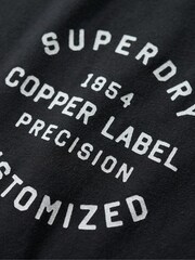 Superdry Oversized T-Shirt mit Kupfer-Logo und Grafik auf der Brust aus 100% Baumwolle - Bild 6 von 6