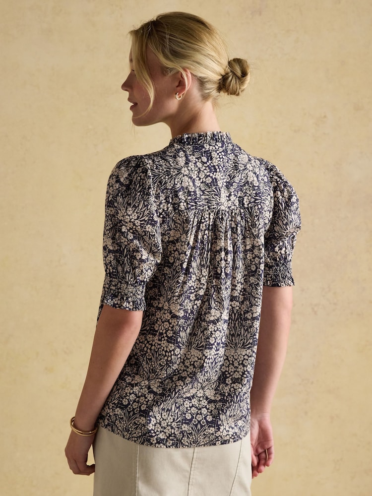 Azul - Joules Silvia Frill Neck Smocked Blouse - Imagem 2 de 7