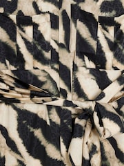 فستان قميص متوسط الطول برباط من الأمام من River Island - صورة 6 من 6