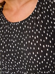 Roman Black Petite Plisse Spot Midi Dress - Image 6 of 6