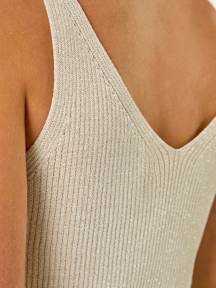 Natural - Roman Ribbed Shimmer Knit Vest - Imagen 7 de 7 Natural - Roman Ribbed Shimmer Knit Vest - Imagen 7 de 7