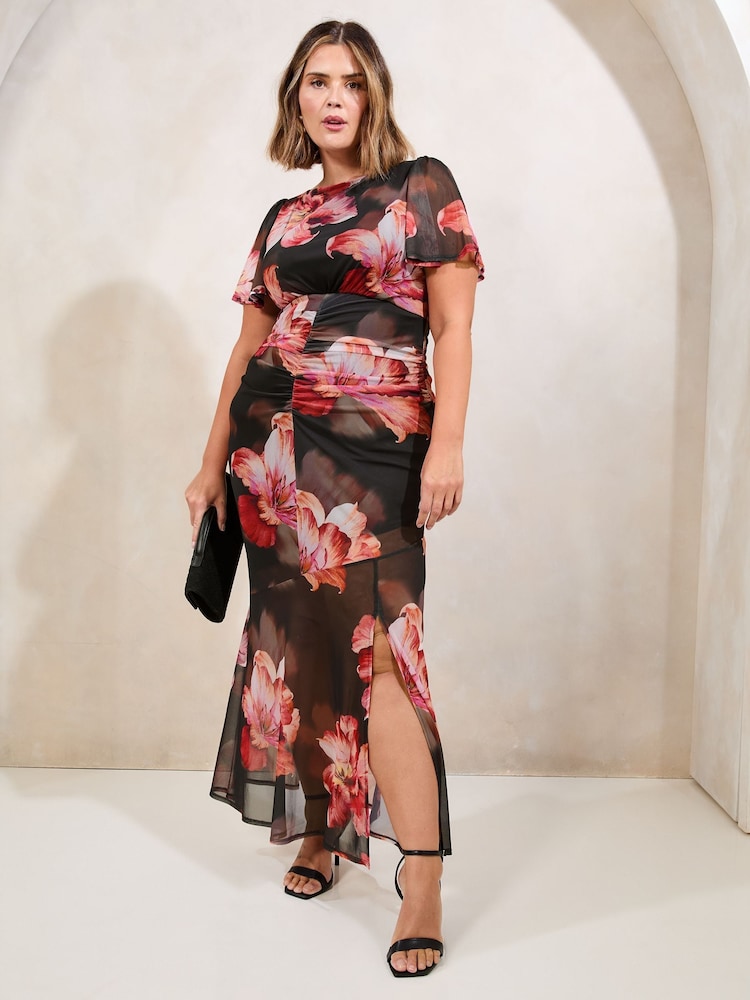 Vestido a media pierna ajustado y acampanado con mangas cortas fruncidas y estampado floral de malla de Lipsy - Imagen 1 de 4 Vestido a media pierna ajustado y acampanado con mangas cortas fruncidas y estampado floral de malla de Lipsy - Imagen 1 de 4