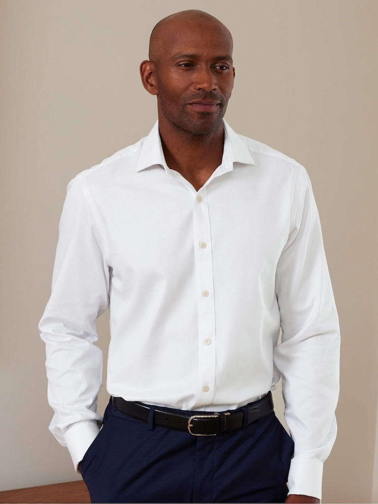 Белый - The Savile Row Company Slim Fit 100% Cotton Herringbone Formal Shirt - Image 1 of 7