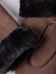 Lakeland Leather Light Brown Ladies Classic Winter Sheepskin Mittens - Image 4 of 6