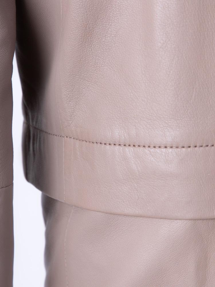 Lakeland Leather Cream Helton Hooded Jacket - Image 5 of 8