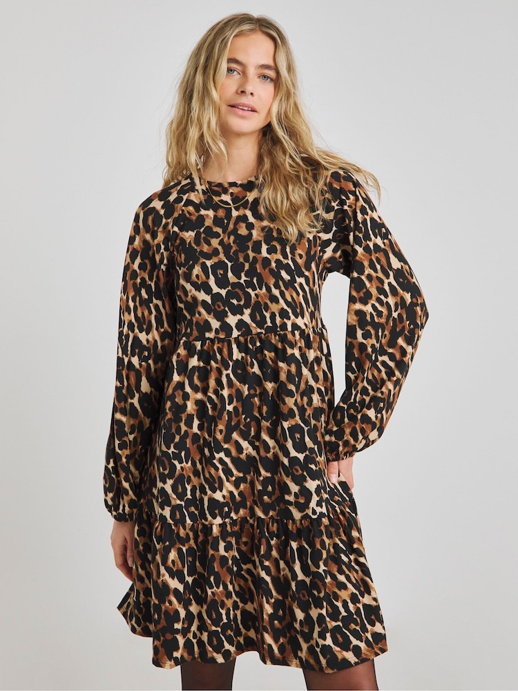 Simply Be Brown Leopard Print Supersoft Tiered Smock Dress - Image 4 of 4