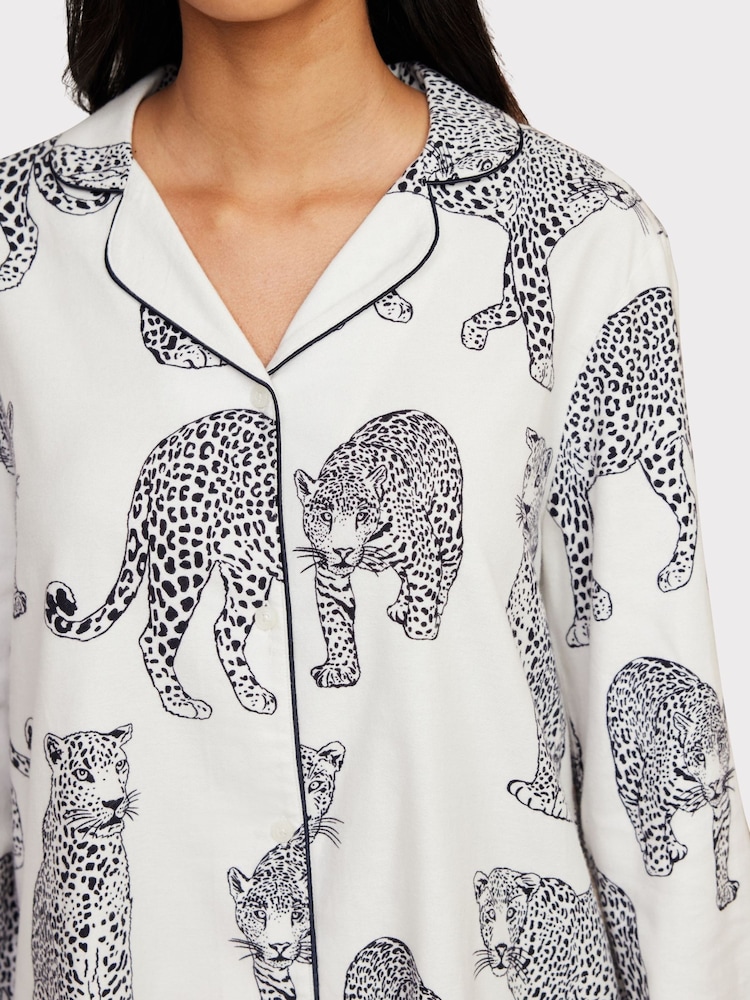 Chelsea Peers White Leopard Print 100% Cotton Nightshirt - Image 5 of 5