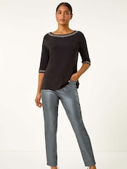 Roman Embellished Neck Stretch Top - Imagem 2 de 5