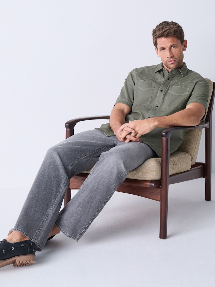 Sage Green Twin Pocket Contrast Stitch Short Sleeve 100% Cotton Shirt - Image 2 of 5