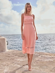 Lipsy Premium Look Embroidered Prom Midi Dress - Imagen 3 de 4