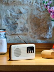 Cath Kidston Cream VQ Halo Bluetooth Speaker - Image 2 of 6