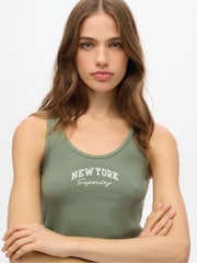 Verde - Superdry Athletic Ess Graphic Vest - Imagen 3 de 6