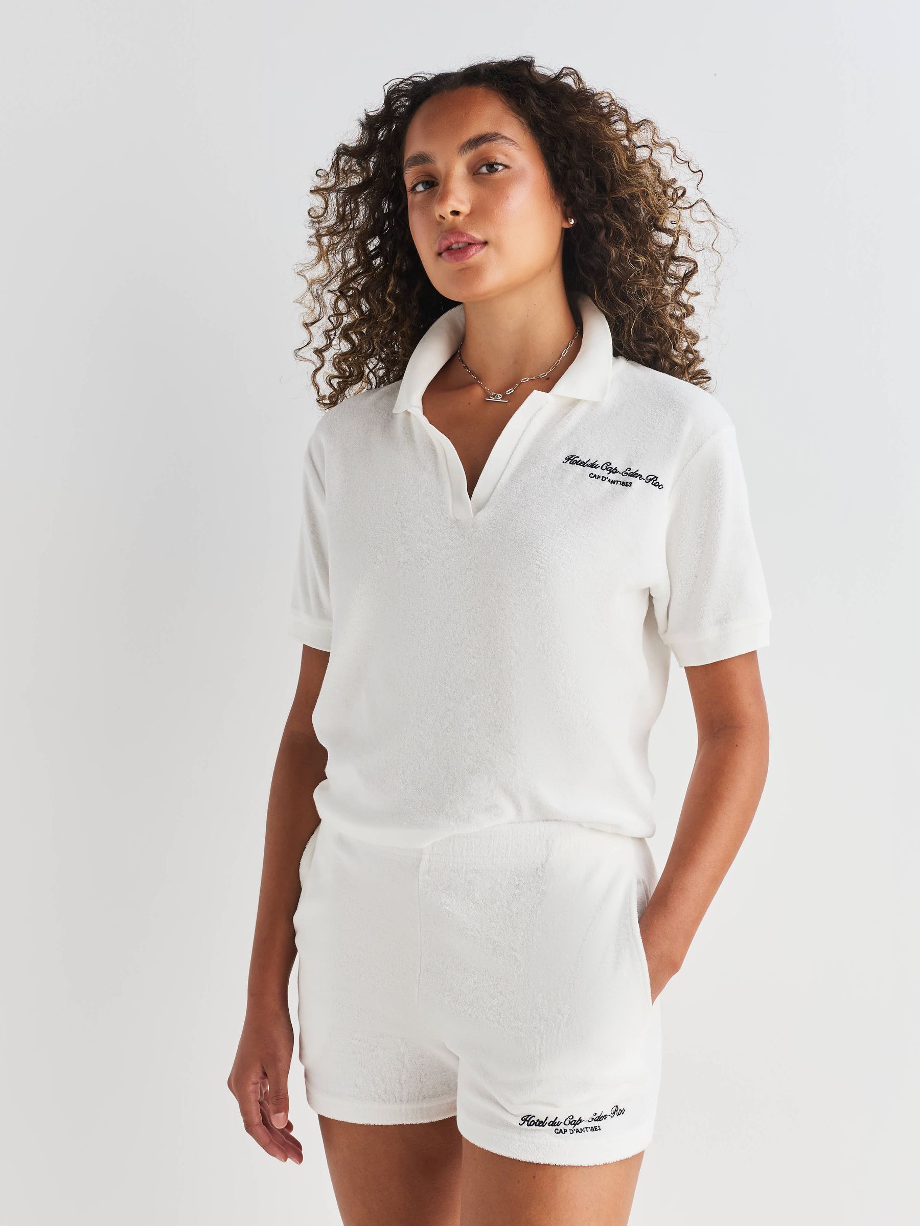 Comprar Camisa polo Sporty & Rich Eden Script em tecido atoalhado