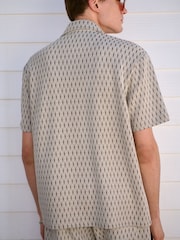Géométrique neutre - Cuban Col Textured Jersey Manches courtes Chemises - Image 4 of 8