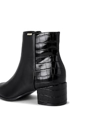 Carvela Callie Ankle Black Boots - Image 5 of 5