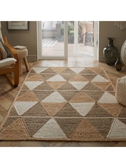 Esselle Natural Prestbury 120x170cm Geo Hand Braided Rug - Image 2 of 5
