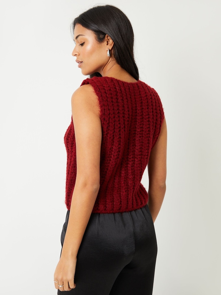 Threadbare Red Chunky Knitted Vest - Image 2 of 4