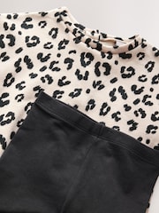 Cream/Black 2 Piece Top And Sweat Shorts Set - Image 3 of 4