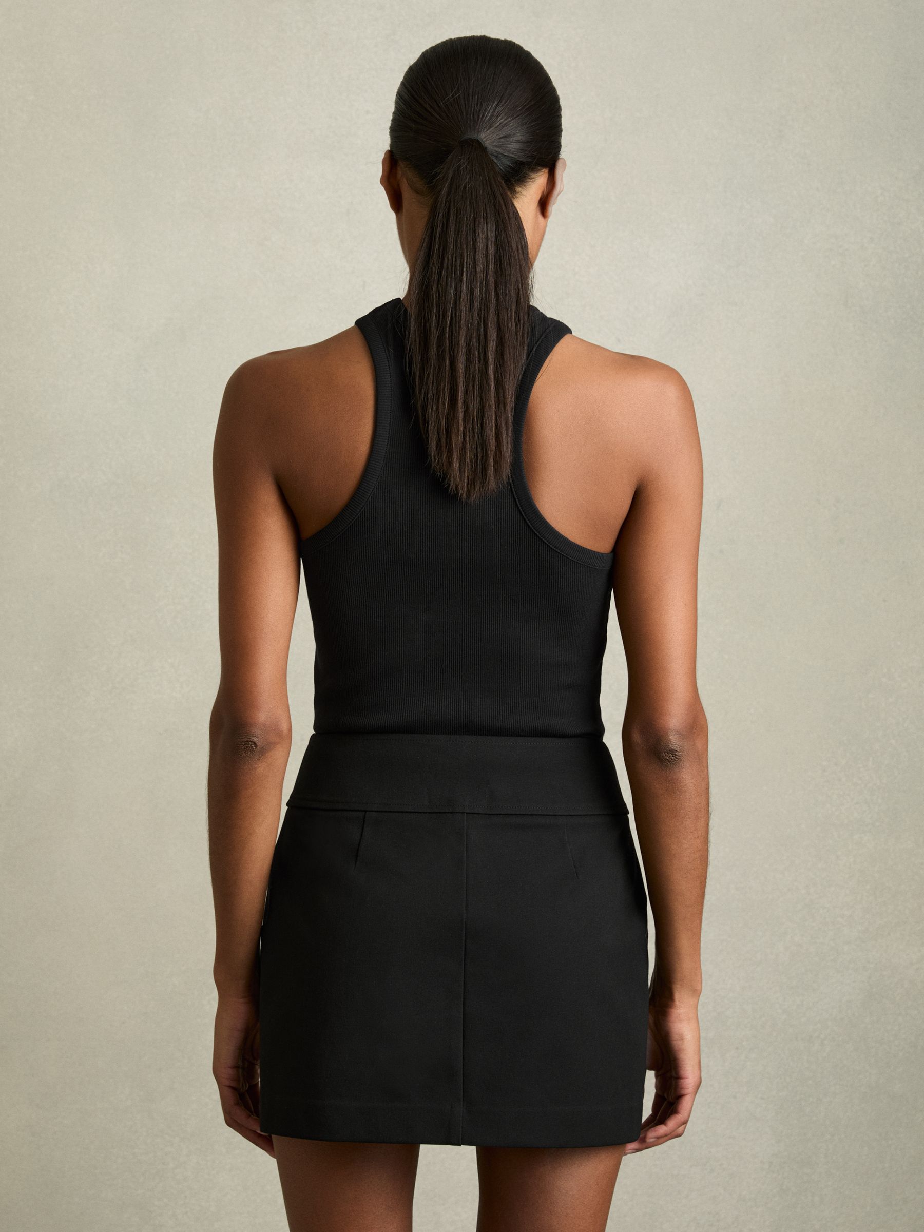 【海外限定】REISSスカート☆Black Poppy Zip-Through Ponte Min Buy Reiss Black Poppy Zip-Through Ponte Mini Skirt from the