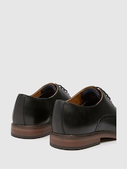 Schuh Raven Leather črna gležnjar z luknjičastim vzorcem in vezalkami - Slika 3 iz 4