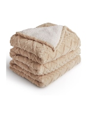 Silentnight Natural Snugsie Cable Knit 240 x 180cm Giant Blanket - Image 2 of 8