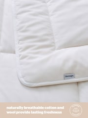 Silentnight Luxury Natural Lightweight Wool White Duvet - Image 4 of 9