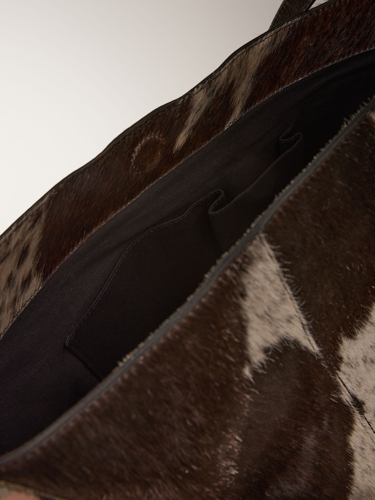 Animal Leather Shoulder Bag - Image 14 of 14 Animal Leather Shoulder Bag - Image 14 of 14