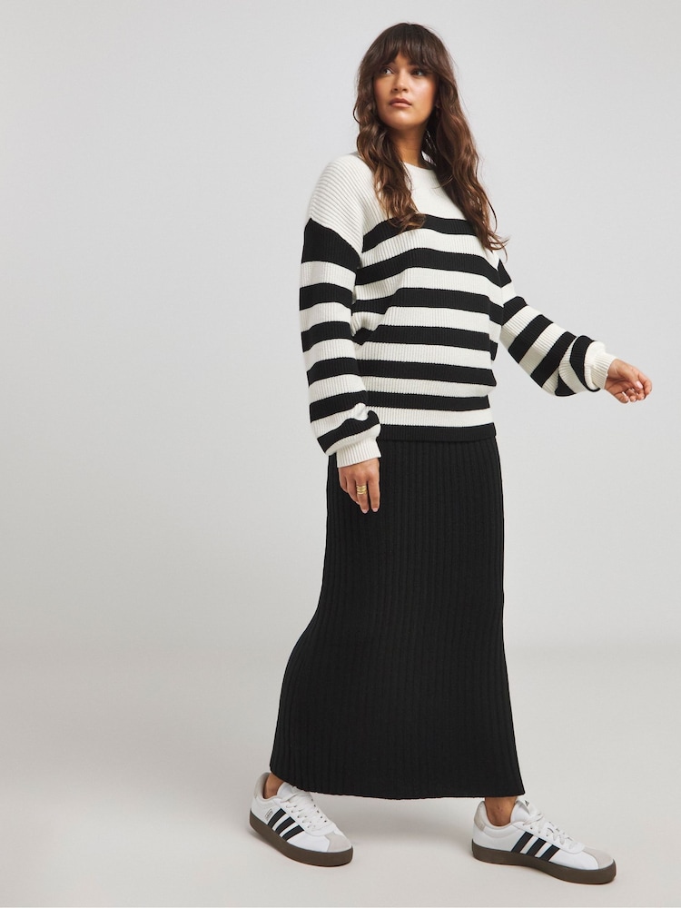 Simply Be Black Knitted Maxi Skirt - Image 1 of 4