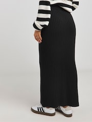 Simply Be Black Knitted Maxi Skirt - Image 2 of 4
