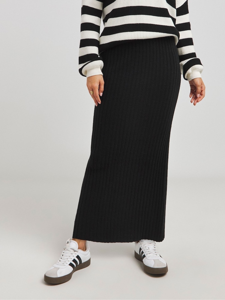 Simply Be Black Knitted Maxi Skirt - Image 4 of 4