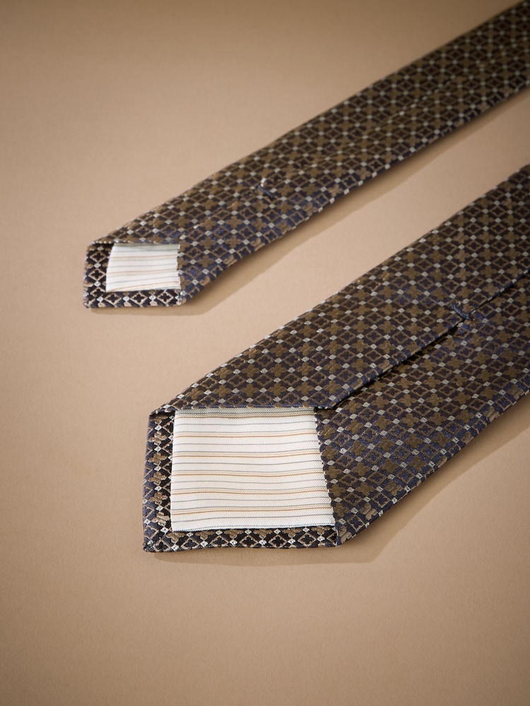Champagne Italian Silk Design Tie - Image 3 of 3