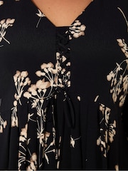 Live Unlimited Black Curve Floral Tie Front Blouse - Image 3 of 3
