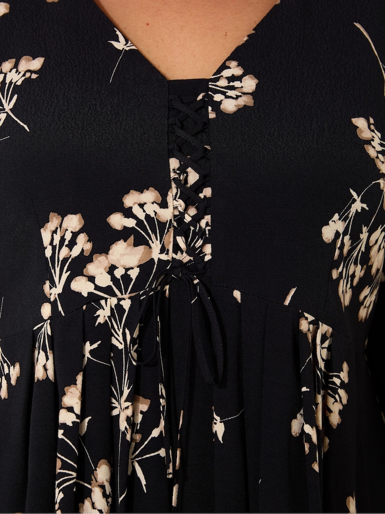 Live Unlimited Black Curve Floral Tie Front Blouse - Image 3 of 3