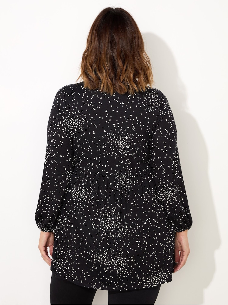 Live Unlimited Curve Heart Print Gathered V-Neck Tunic - Bild 4 von 4