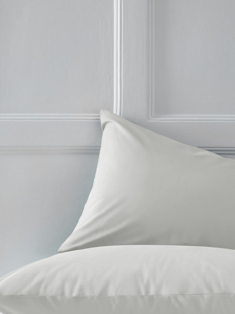 Set of 2 Silver Grey Cotton Rich Pillowcases - Image 2 of 3