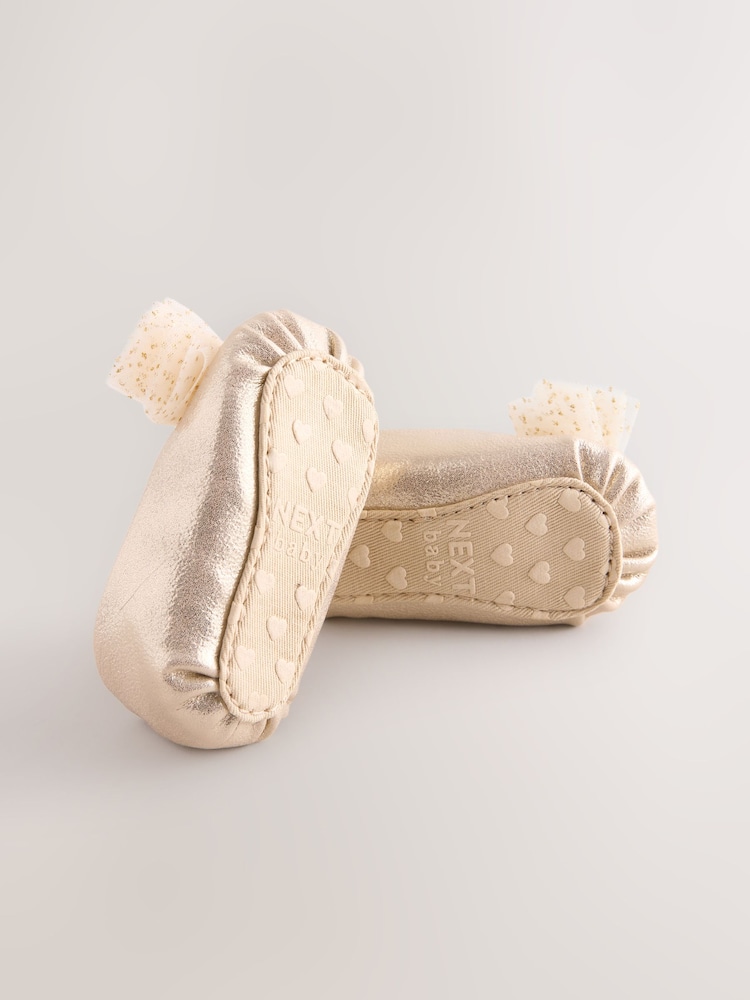 Gold - Baby-Schuhe für besondere Anlässe mit Schleife (0–18 Monate) - Bild 5 von 5 Gold - Baby-Schuhe für besondere Anlässe mit Schleife (0–18 Monate) - Bild 5 von 5