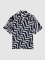Reiss Navy/ Off White Carbello Wave-Print Cuban-Collar Shirt - Image 2 of 6