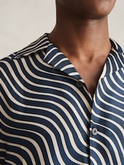 Reiss Navy/ Off White Carbello Wave-Print Cuban-Collar Shirt - Image 4 of 6
