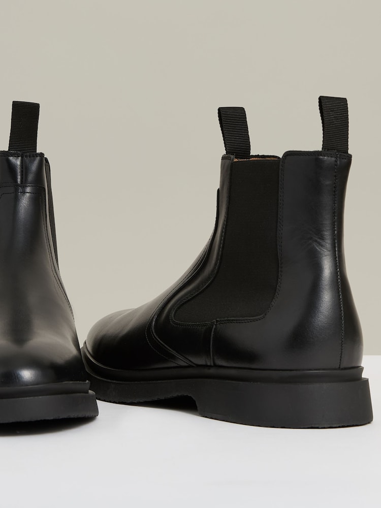 Reiss Black Jagger Leather Rubber Sole Chelsea Boots - Image 6 of 6 Reiss Black Jagger Leather Rubber Sole Chelsea Boots - Image 6 of 6