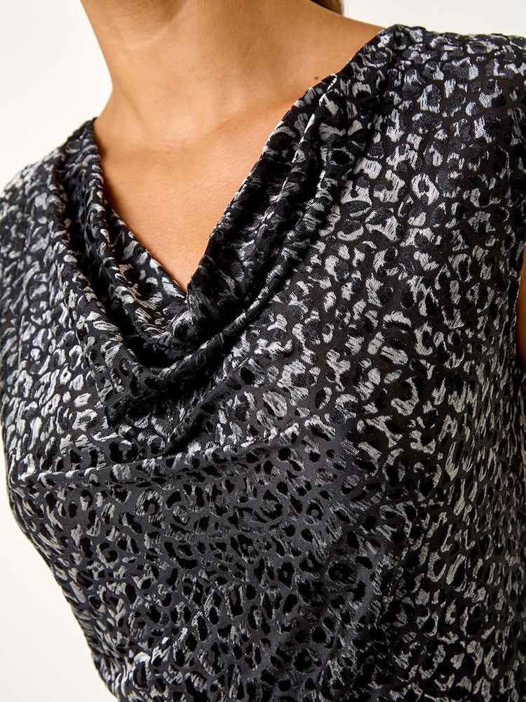 Gris negro - Roman Leopard Print Sequin Asymmetric Overlay Top - Imagen 5 de 5 Gris negro - Roman Leopard Print Sequin Asymmetric Overlay Top - Imagen 5 de 5