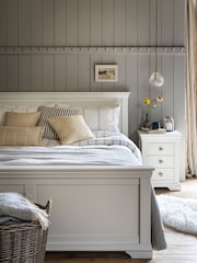 Cotswold Company White Chantilly Bed - Image 1 of 5
