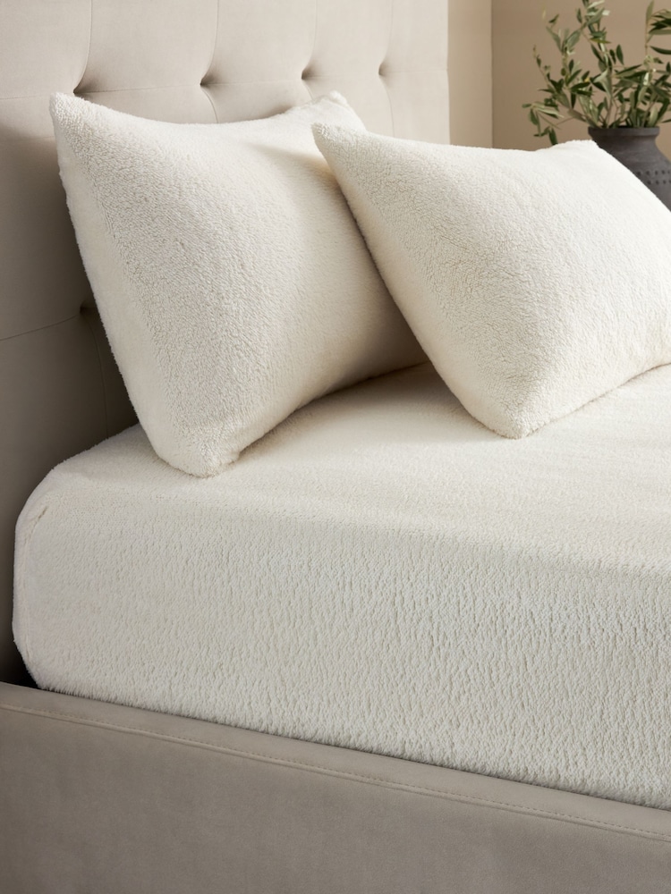 Cream Teddy Fleece Extra Deep Fitted Deep Fitted Sheet - Image 1 of 2 Cream Teddy Fleece Extra Deep Fitted Deep Fitted Sheet - Image 1 of 2